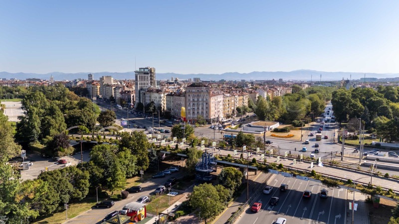 Продаја  2 спаваће собе Софија , Центар , 99 м2 | 61480624
