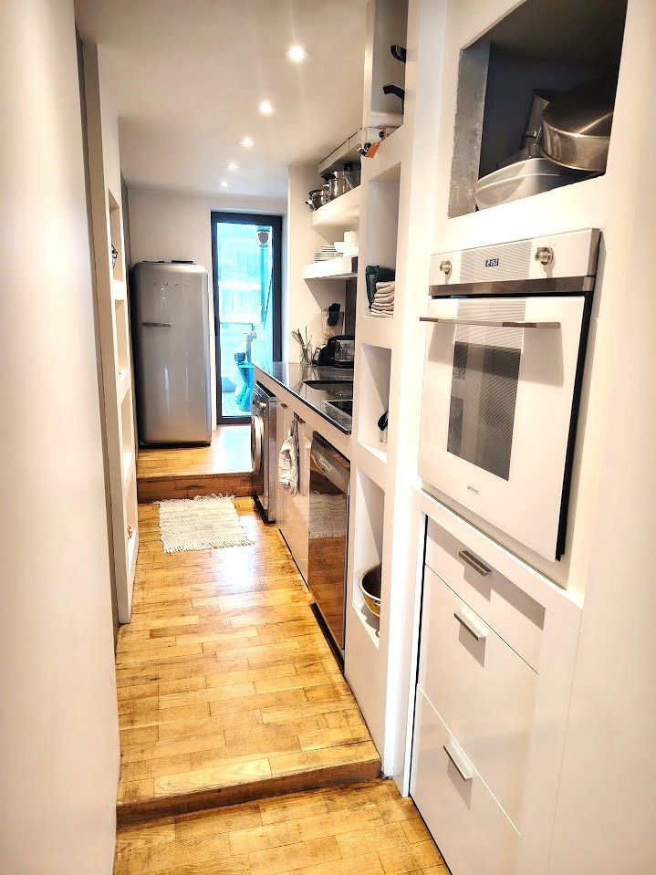 Продава 3-СТАЕН, гр. Варна, Център, снимка 3 - Апартаменти - 53200594