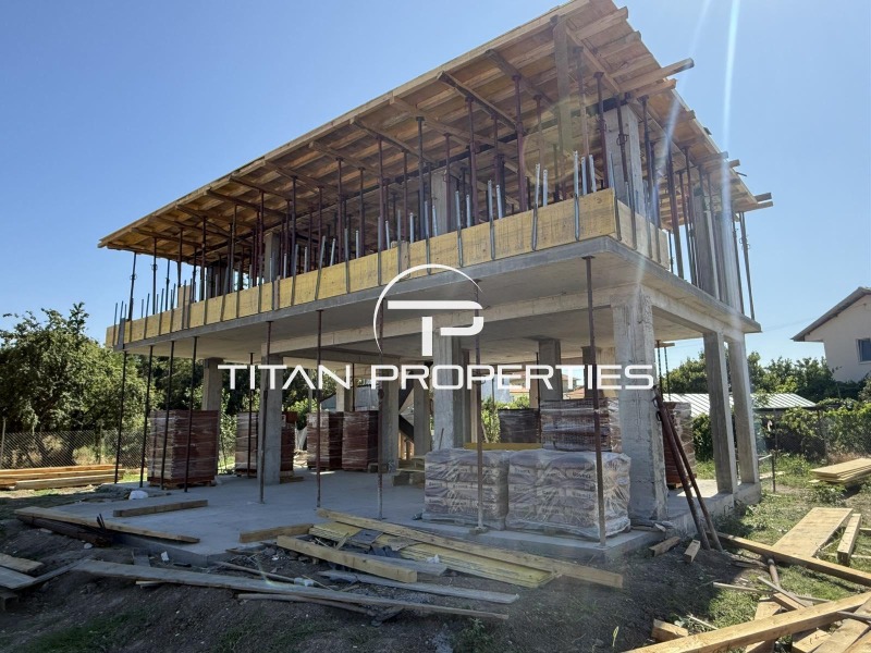 Продава  Къща област Пловдив , с. Бенковски , 205 кв.м | 29171004