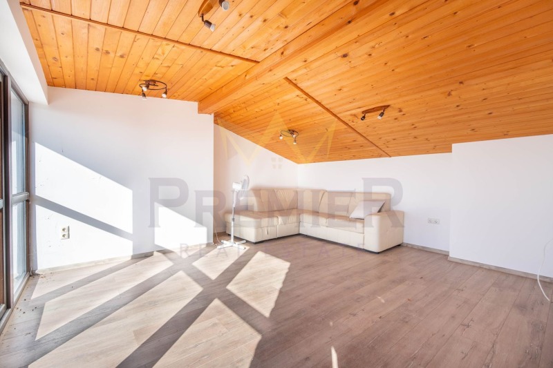 Продава КЪЩА, гр. Варна, м-т Ментешето, снимка 6 - Къщи - 52748163