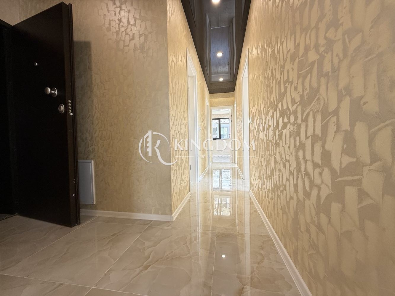 Продава 4-СТАЕН, гр. София, Оборище, снимка 6 - Апартаменти - 56254487