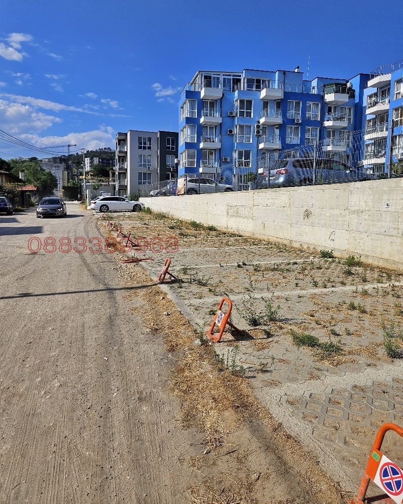 Продава ГАРАЖ, ПАРКОМЯСТО, гр. Варна, м-т Пчелина, снимка 2 - Гаражи и паркоместа - 53613199