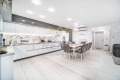 Продава КЪЩА, град Варна, м-т Боровец - юг • 360000 € / 704098.80 лв. • 91189250 1