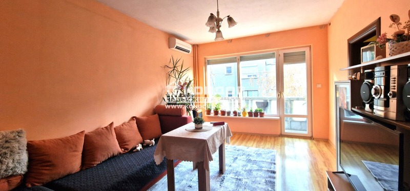 De vânzare  2 dormitoare Plovdiv , Vâstaniciesci , 68 mp | 62260048 - imagine [2]