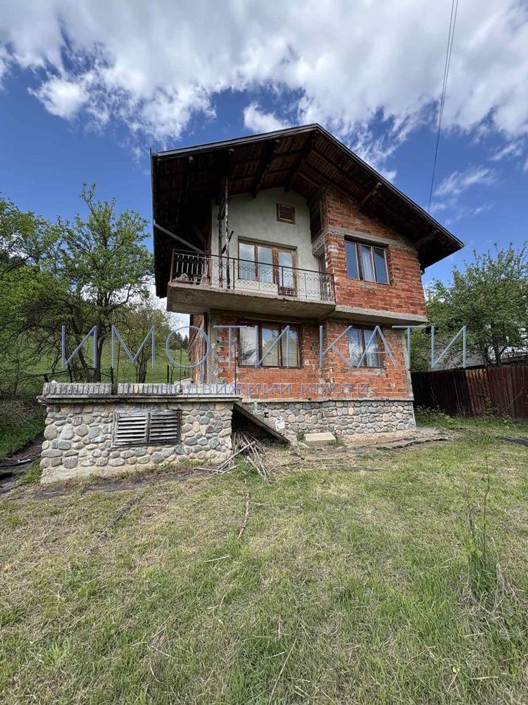 Til salg  Hus region Pernik , Tran , 82 kvm | 17984229