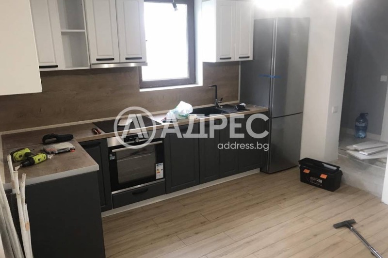 Продава КЪЩА, с. Бальовци, област София област