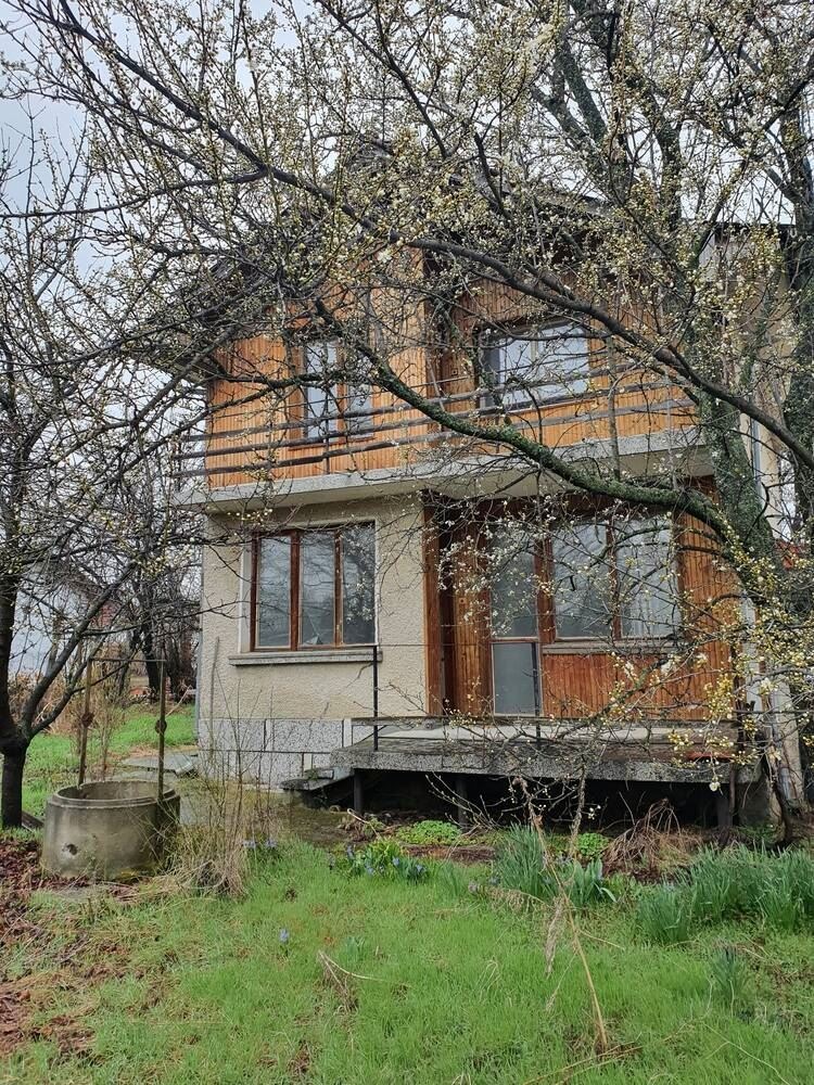 Продава КЪЩА, с. Зелениково, област Пловдив