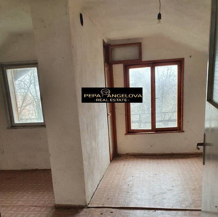 Продава КЪЩА, с. Зелениково, област Пловдив, снимка 6 - Къщи - 54574627