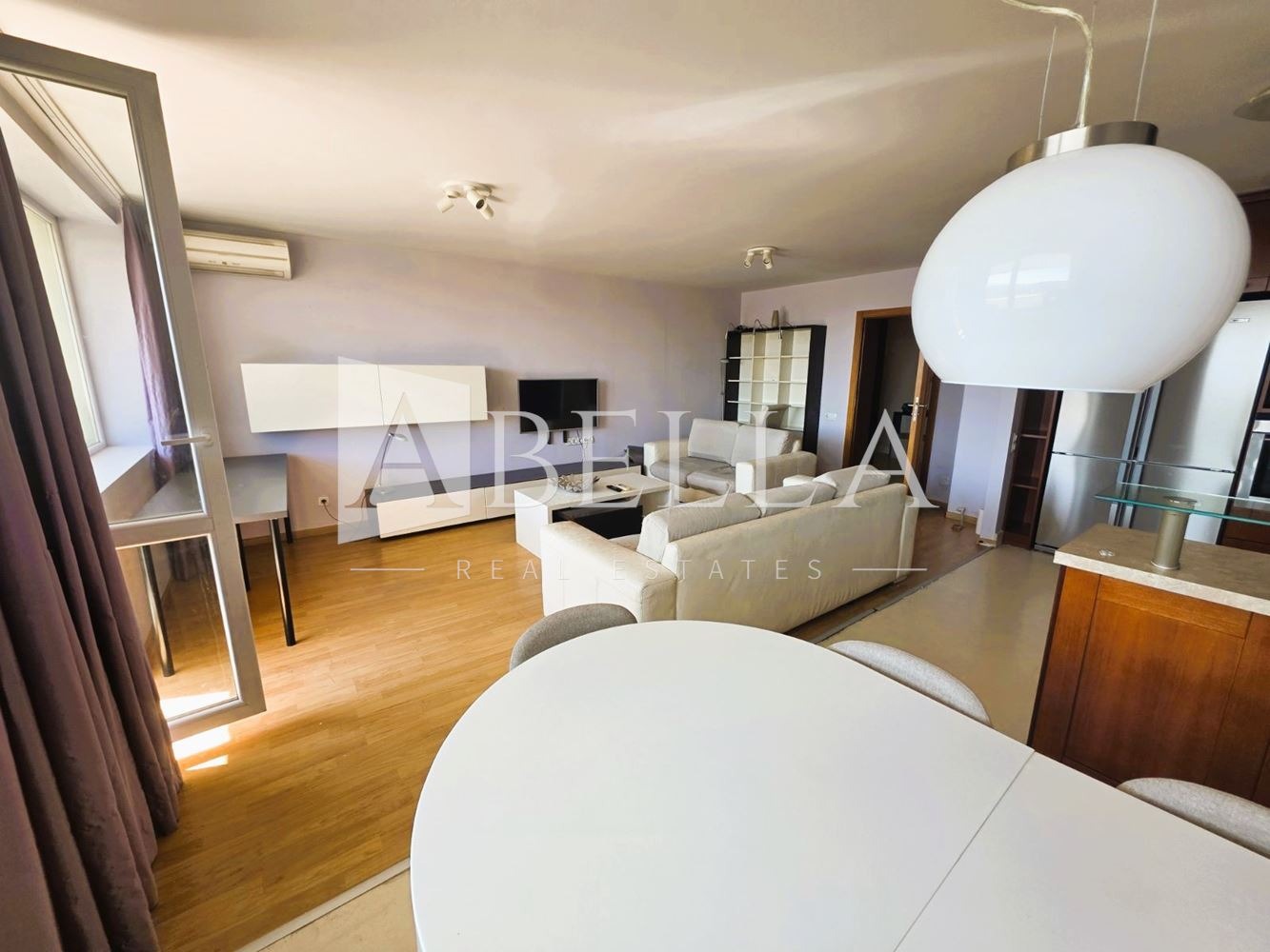 Продава 3-СТАЕН, гр. София, Лагера, снимка 2 - Апартаменти - 53761969