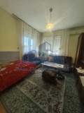 Продава ЕТАЖ ОТ КЪЩА, гр. Шумен, Добруджански, снимка 1