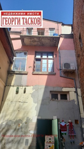 Casa Tsentar, Ruse 1