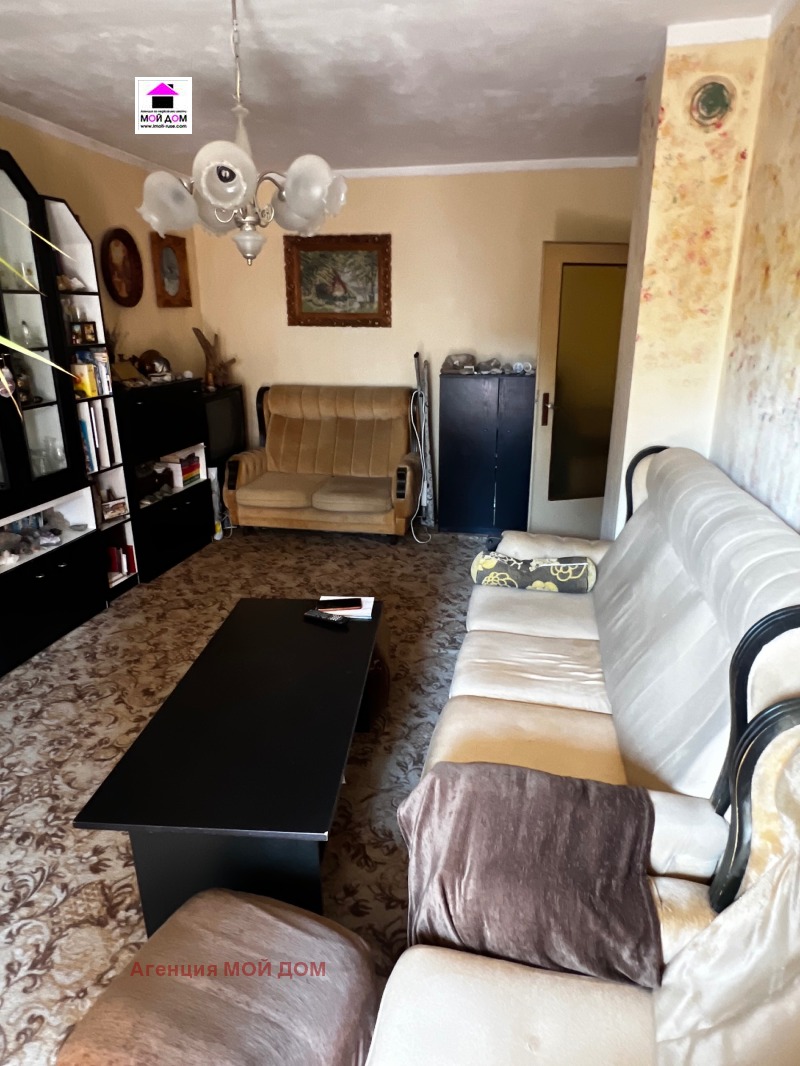 For Sale  3 bedroom Ruse , Vazrazhdane , 108 sq.m | 26861796 - image [2]