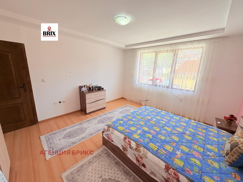 De vânzare  3 dormitoare Ruse , Drujba 2 , 108 mp | 38797055 - imagine [6]