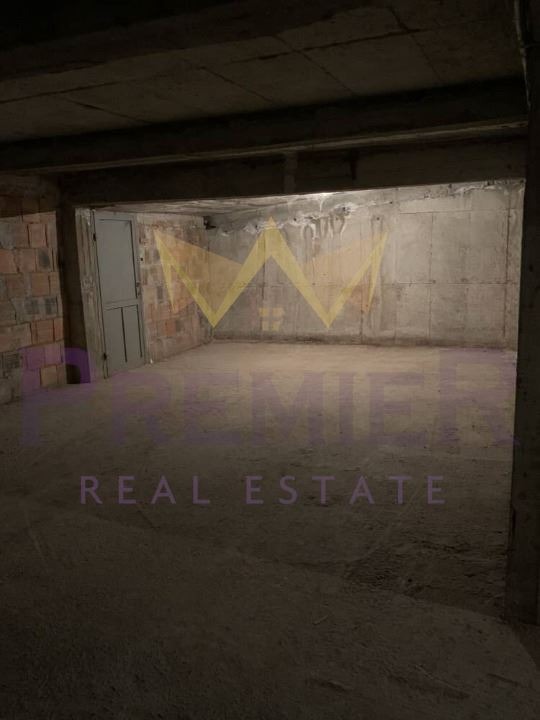 Продава ГАРАЖ, ПАРКОМЯСТО, гр. Бургас, Братя Миладинови, снимка 4 - Гаражи и паркоместа - 53109691