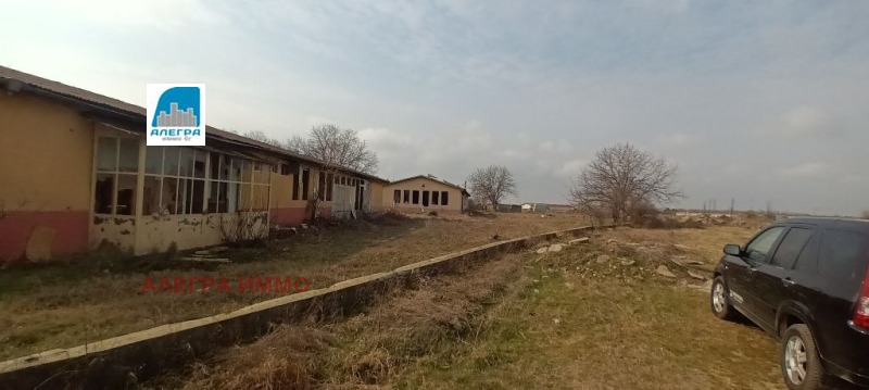 For Sale  Plot region Plovdiv , Skutare , 4231 sq.m | 69948368 - image [11]