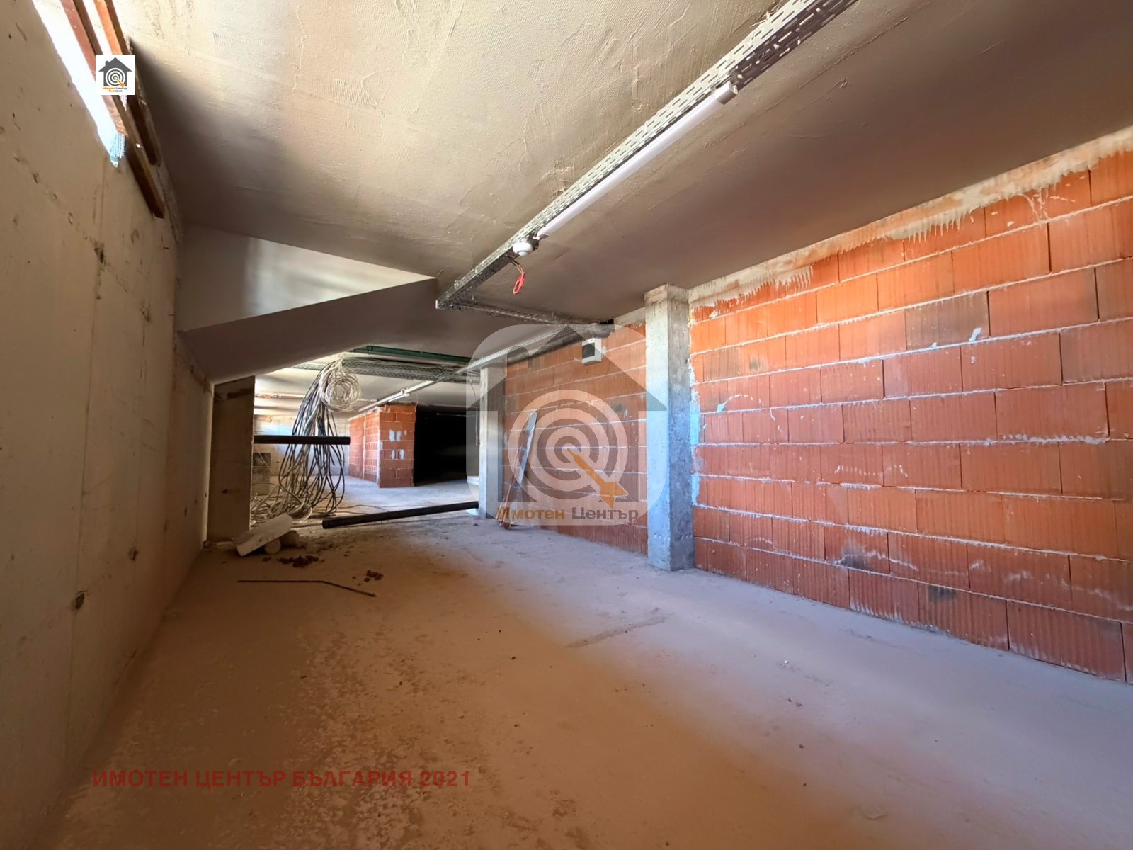 Продава ГАРАЖ, ПАРКОМЯСТО, гр. София, Малинова долина, снимка 7 - Гаражи и паркоместа - 50273601