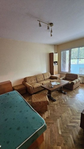 Zu verkaufen Studio