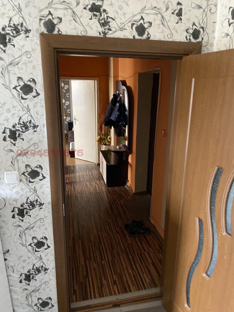 Продава 3-СТАЕН, гр. Исперих, област Разград, снимка 6 - Апартаменти - 52888277