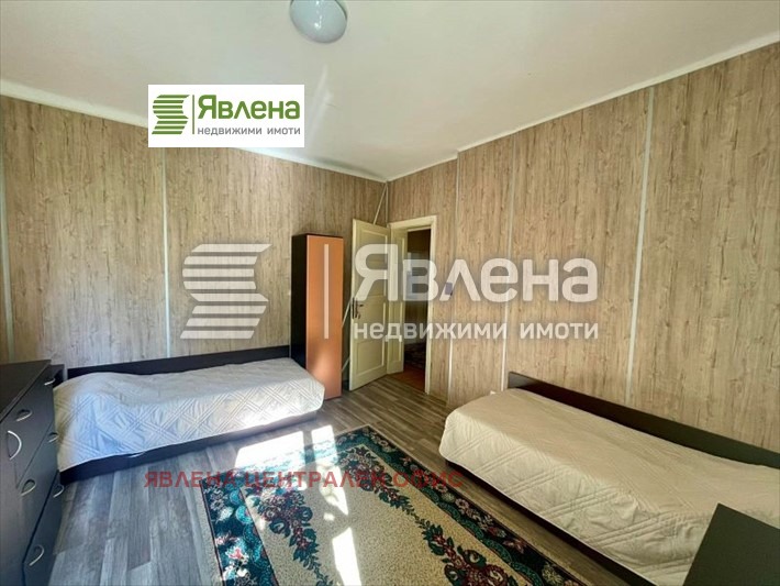 Продава ЕТАЖ ОТ КЪЩА, гр. София, Оборище, снимка 2 - Етаж от къща - 48923577