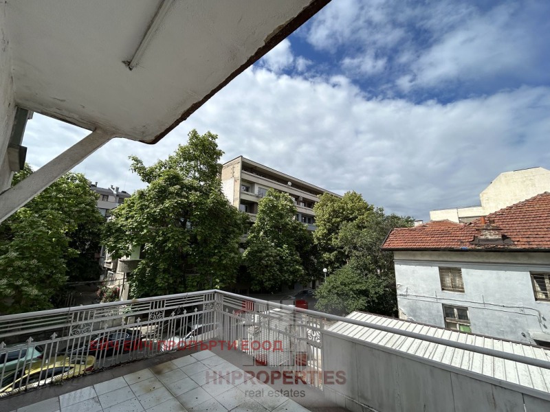 De vânzare  Etajul casei Plovdiv , Țentâr , 115 mp | 39401244 - imagine [9]