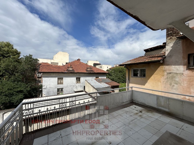 De vânzare  Etajul casei Plovdiv , Țentâr , 115 mp | 39401244 - imagine [7]