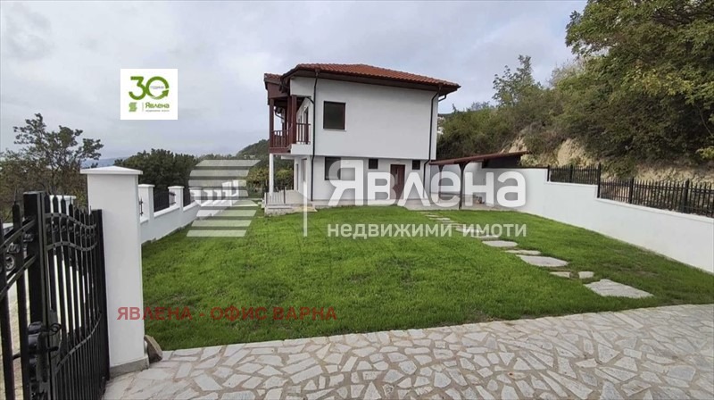 Продава КЪЩА, гр. Балчик, област Добрич, снимка 12 - Къщи - 54361397
