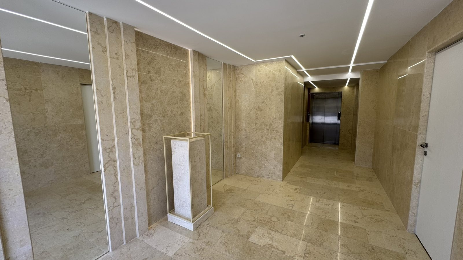 Продава 1-СТАЕН, гр. Варна, к.к. Чайка, снимка 6 - Апартаменти - 52886594