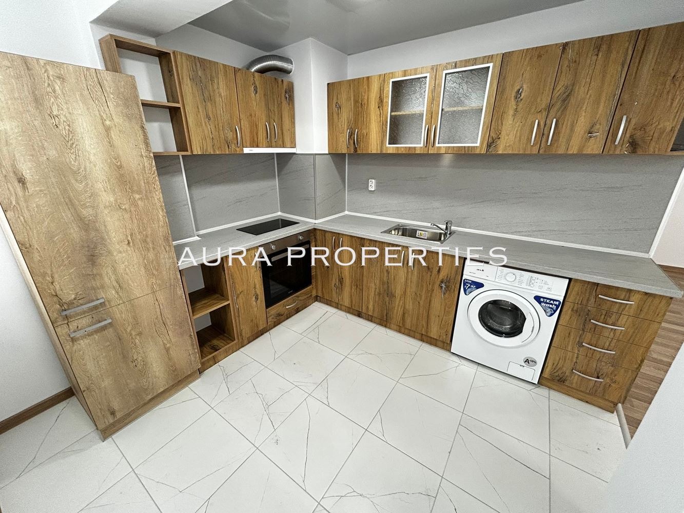 Продава 2-СТАЕН, гр. Разград, Варош, снимка 2 - Апартаменти - 54226082