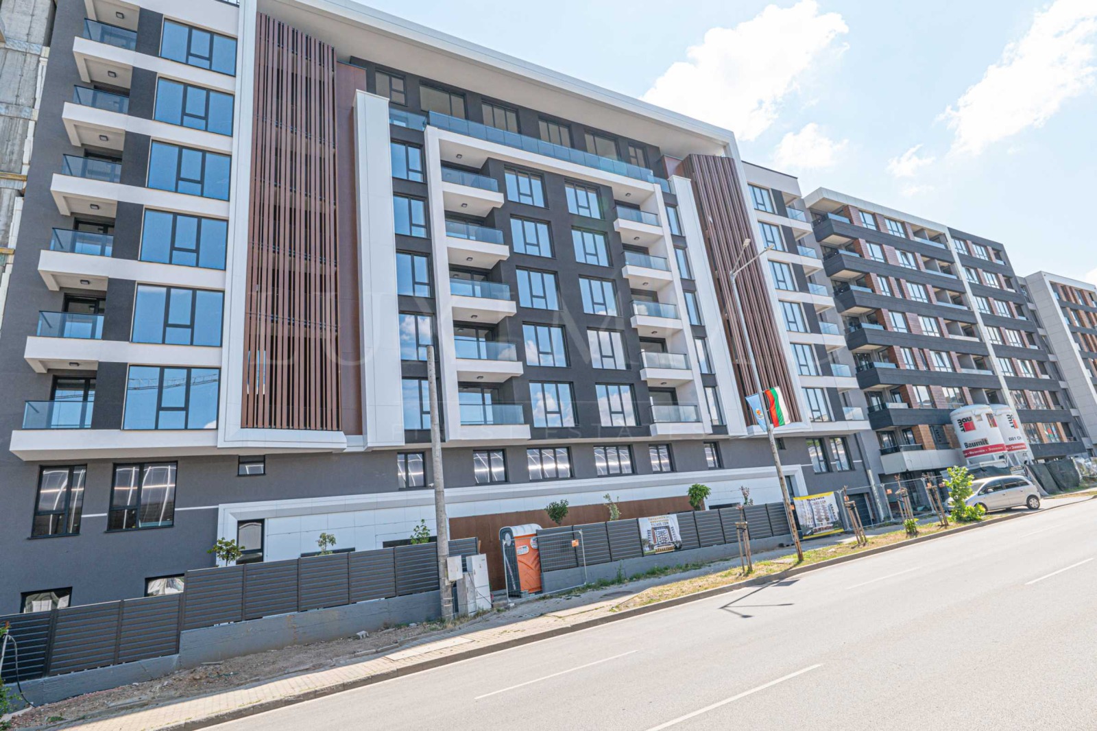 Продава 3-СТАЕН, гр. София, Връбница 2, снимка 2 - Апартаменти - 51245200