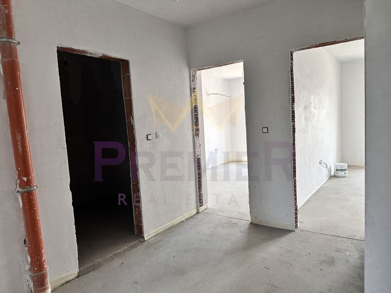 Продава 3-СТАЕН, гр. Пловдив, Остромила, снимка 2 - Апартаменти - 56008601