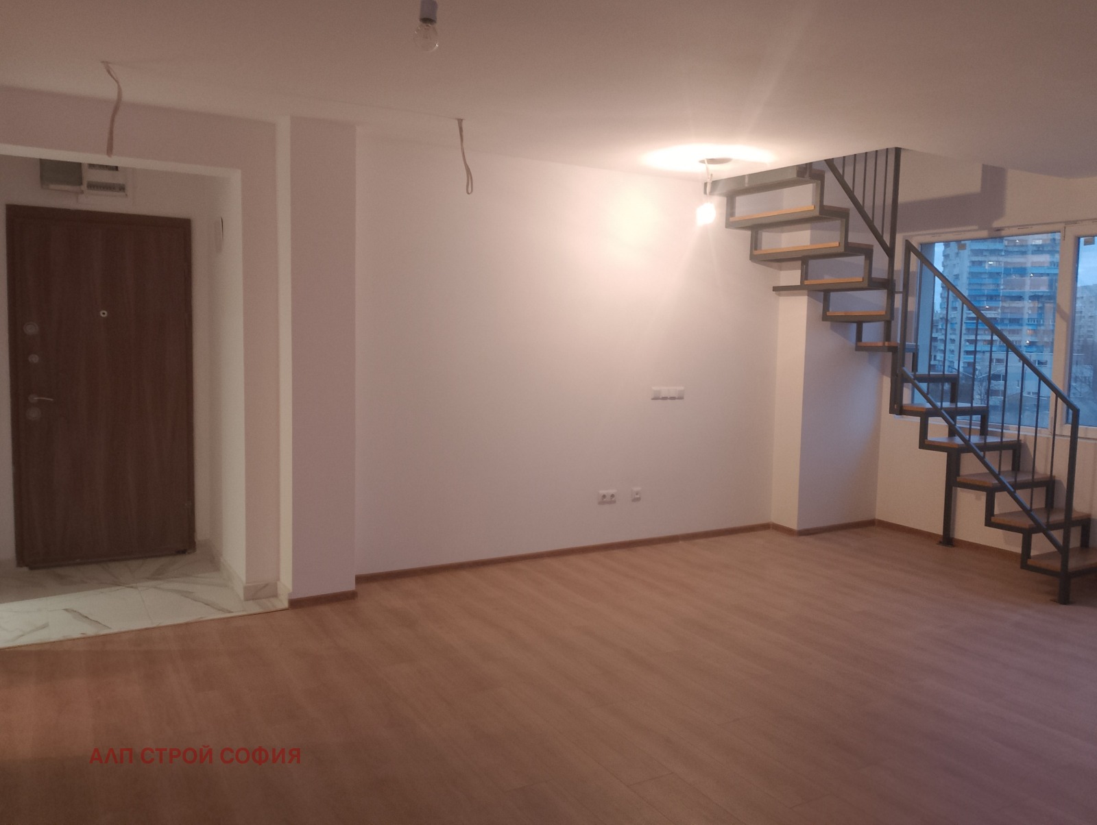 Продава МЕЗОНЕТ, гр. София, Триъгълника, снимка 10 - Апартаменти - 53646144