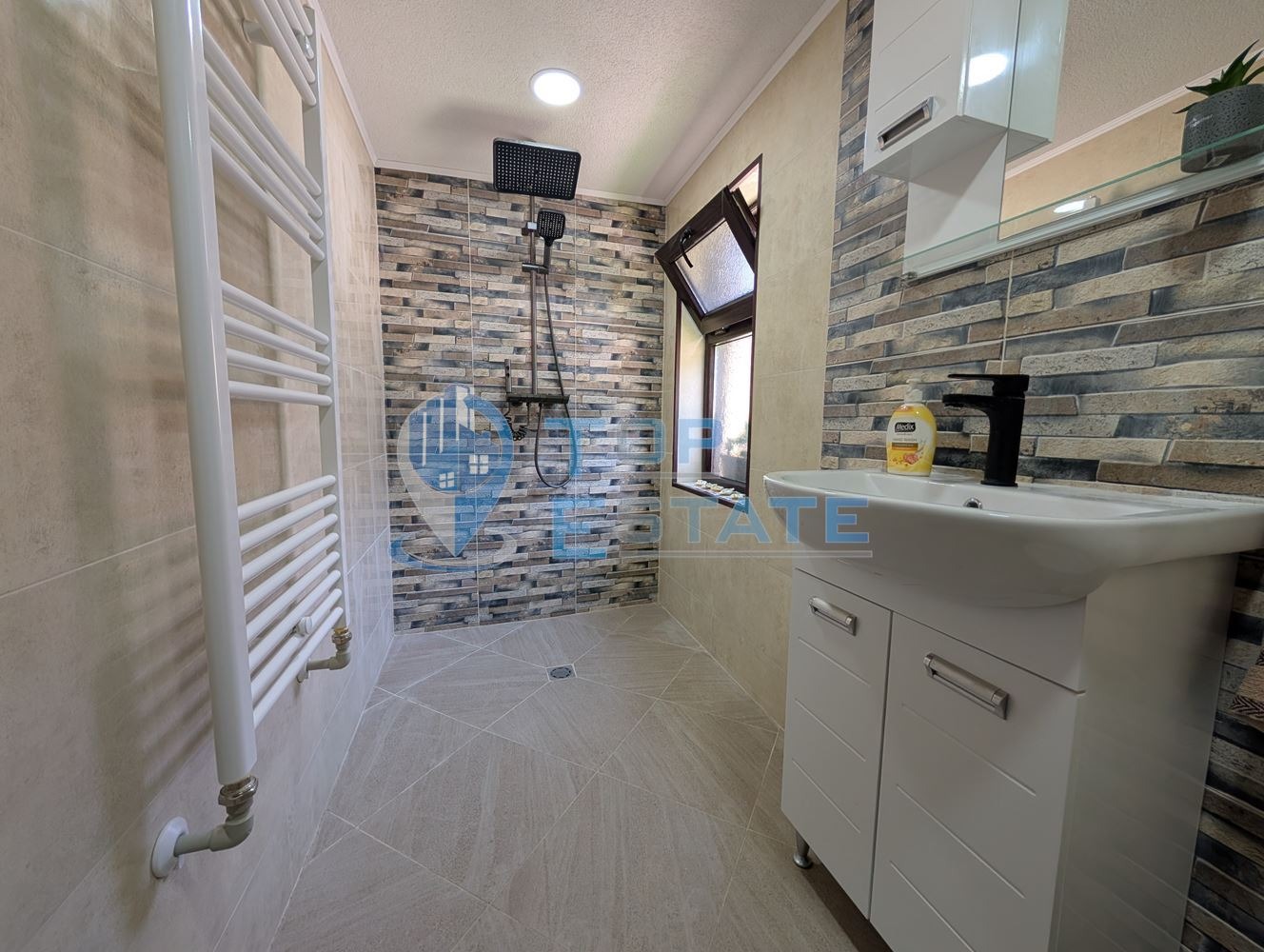 Продава КЪЩА, гр. Трявна, област Габрово, снимка 9 - Къщи - 56324788