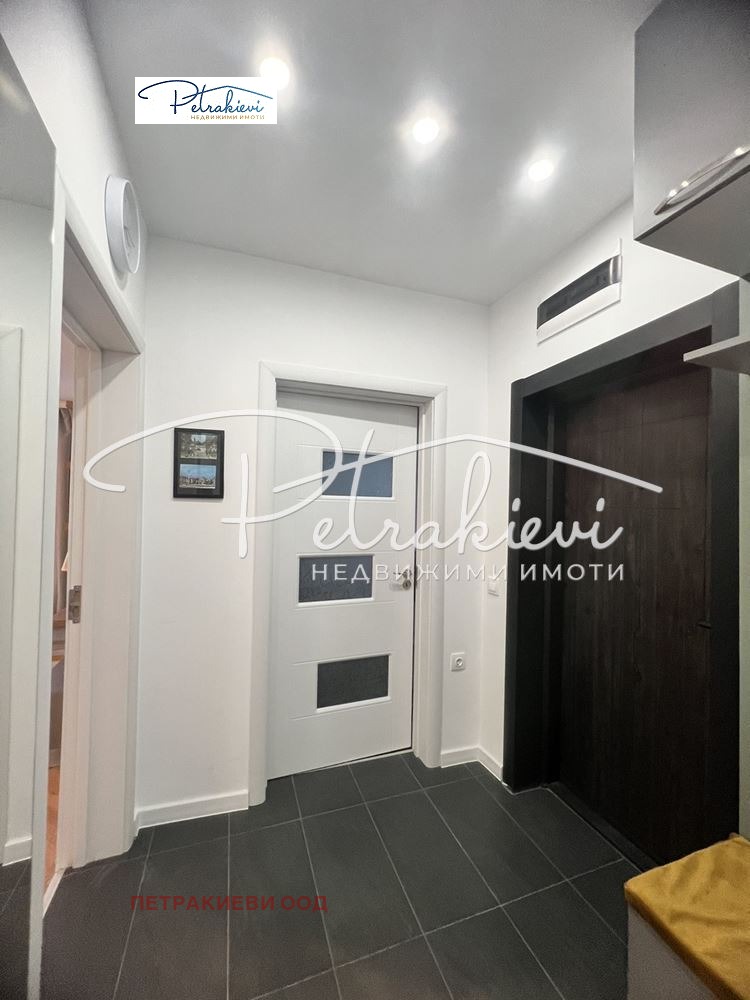 Продава 3-СТАЕН, гр. Бургас, Център, снимка 7 - Апартаменти - 52335669