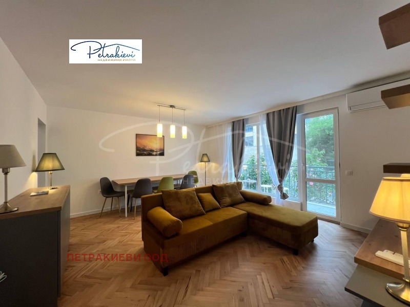 Продава 3-СТАЕН, гр. Бургас, Център, снимка 2 - Апартаменти - 52335669