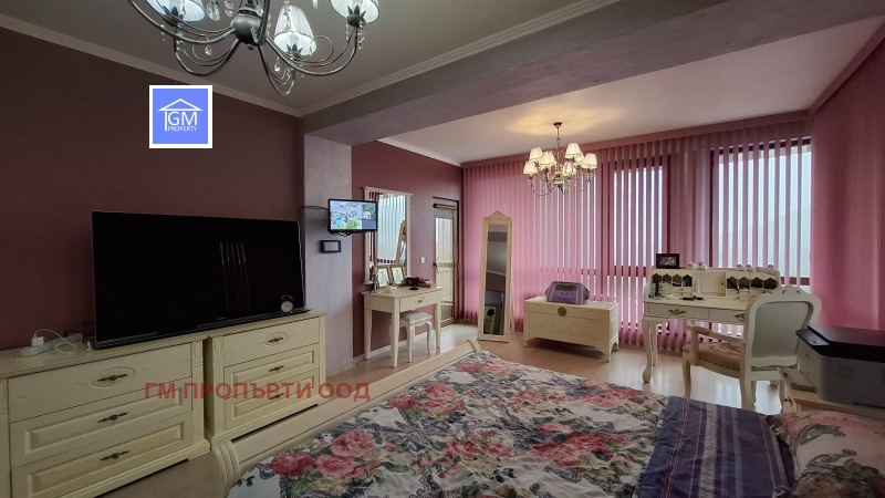 Till salu  Hus region Dobrich , Baltjik , 295 kvm | 97339458 - bild [6]