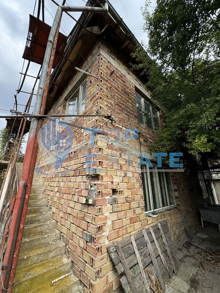 Продава КЪЩА, гр. Златарица, област Велико Търново, снимка 2 - Къщи - 47177171