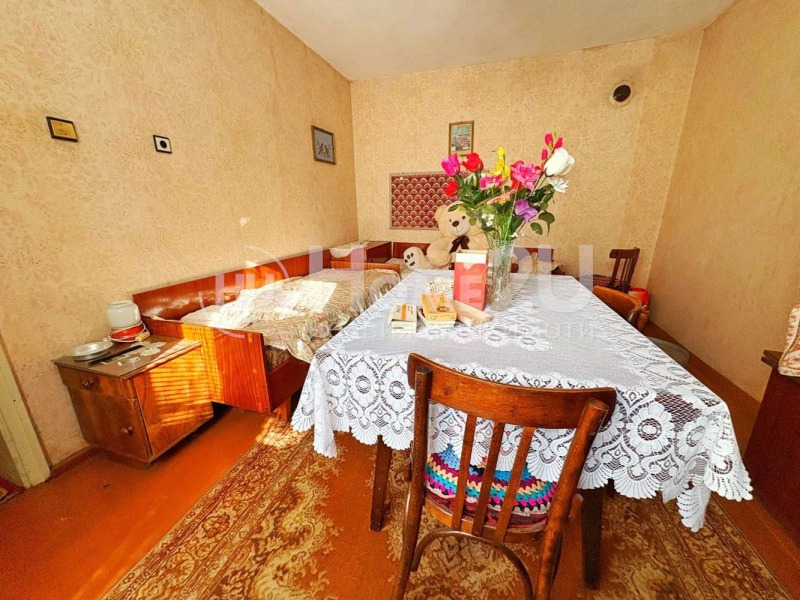 Продава КЪЩА, с. Момина клисура, област Пазарджик, снимка 10 - Къщи - 52800692