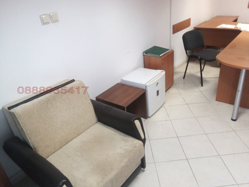 Продава  Гараж град Варна , Окръжна болница-Генерали , 22 кв.м | 53352354 - изображение [2]