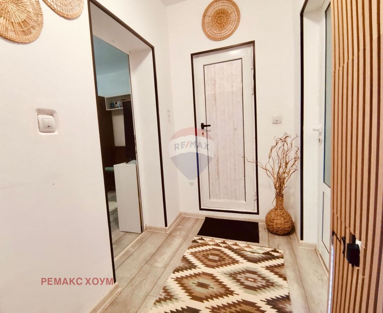 Продава КЪЩА, гр. Варна, Колхозен пазар, снимка 11 - Къщи - 55358250