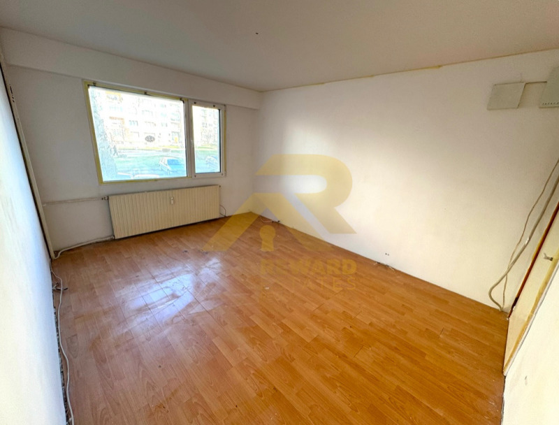 Te koop  2 slaapkamers Pernik , Iztok , 90 m² | 79595402 - afbeelding [2]