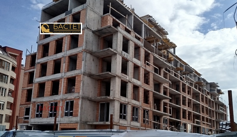 Продава 3-СТАЕН, гр. София, Левски Г