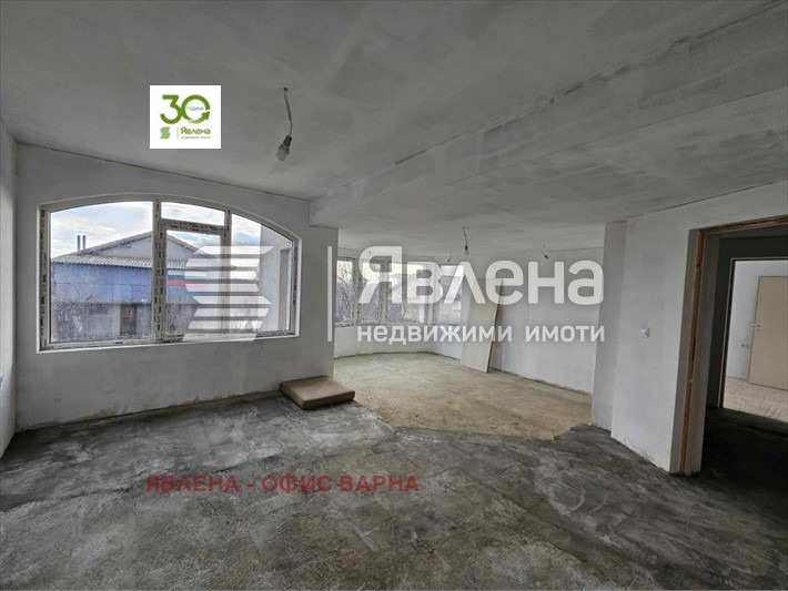 Продава КЪЩА, гр. Варна, м-т Добрева чешма, снимка 13 - Къщи - 46971480