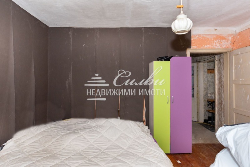 Продава КЪЩА, гр. Шумен, Дивдядово, снимка 2 - Къщи - 53254628