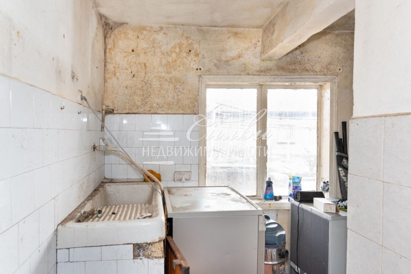 Продава КЪЩА, гр. Шумен, Дивдядово, снимка 9 - Къщи - 53254628