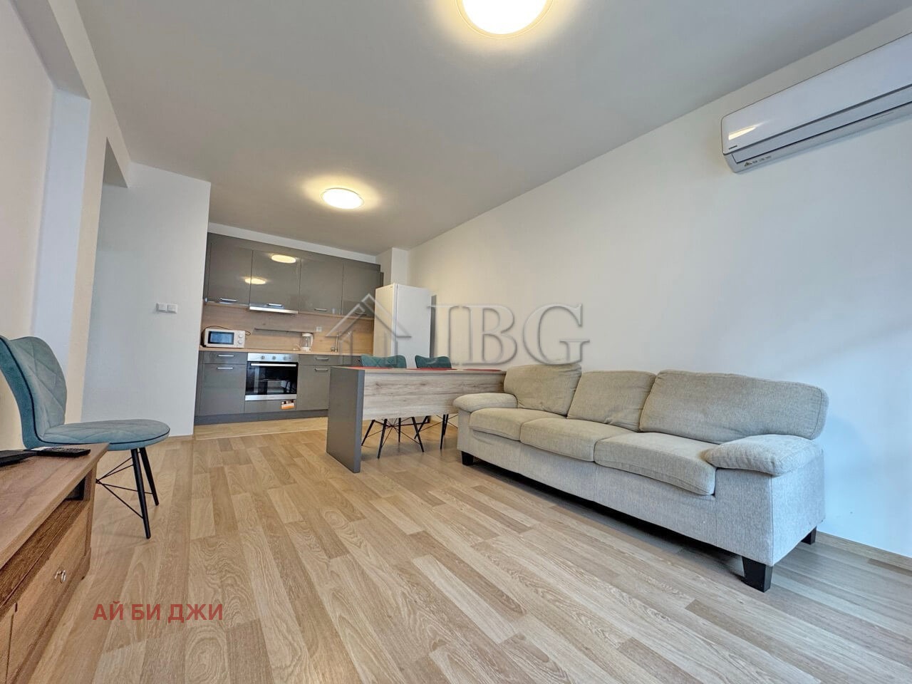 Продава  2-стаен град Бургас , Сарафово , 58 кв.м | 53190261
