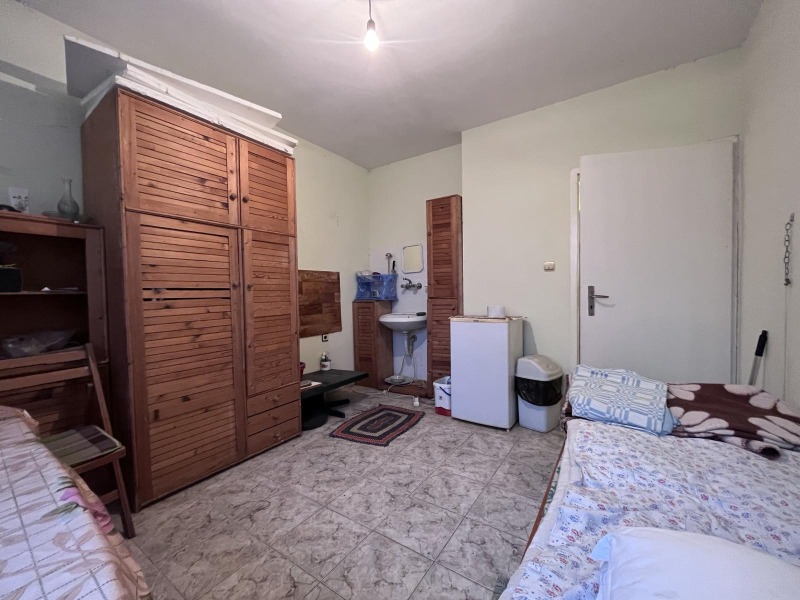 Продава 1-СТАЕН, гр. Варна, Колхозен пазар, снимка 1 - Aпартаменти - 48068730