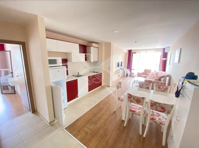 For Sale  2 bedroom region Burgas , Sveti Vlas , 190 sq.m | 88435301