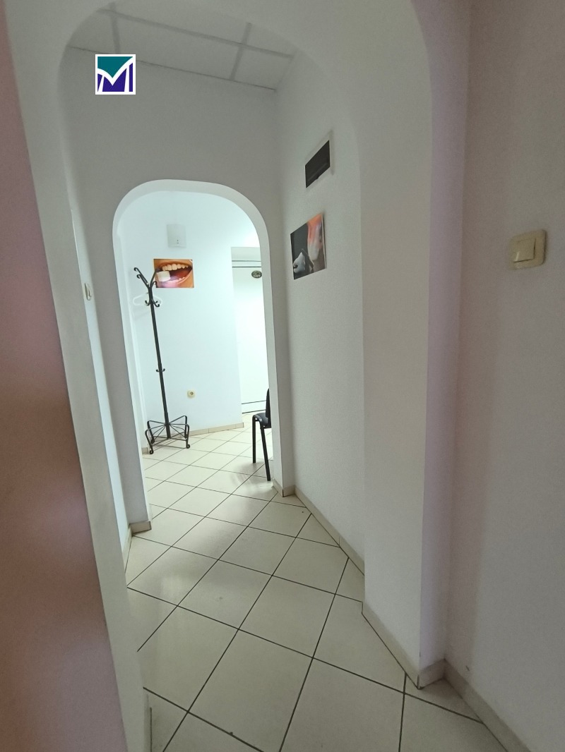 Продава ОФИС, гр. Враца, Център, снимка 11 - Офиси - 52360978