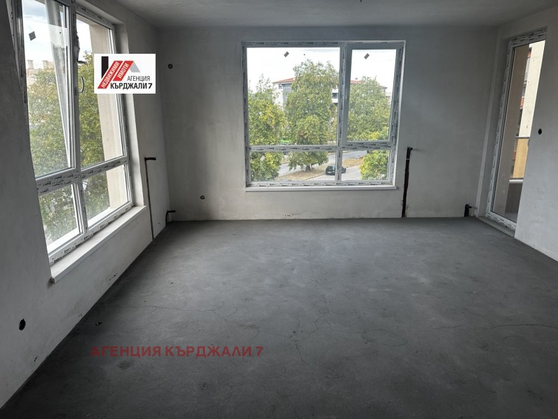 En venta  1 dormitorio Kardzhali , Vazrozhdentsi , 74 metros cuadrados | 45766624 - imagen [9]