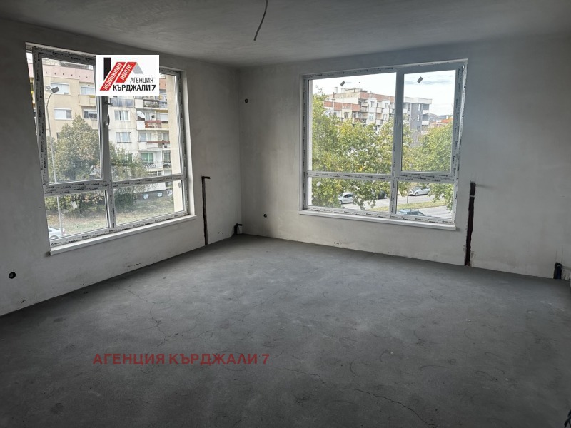 En venta  1 dormitorio Kardzhali , Vazrozhdentsi , 74 metros cuadrados | 45766624 - imagen [7]